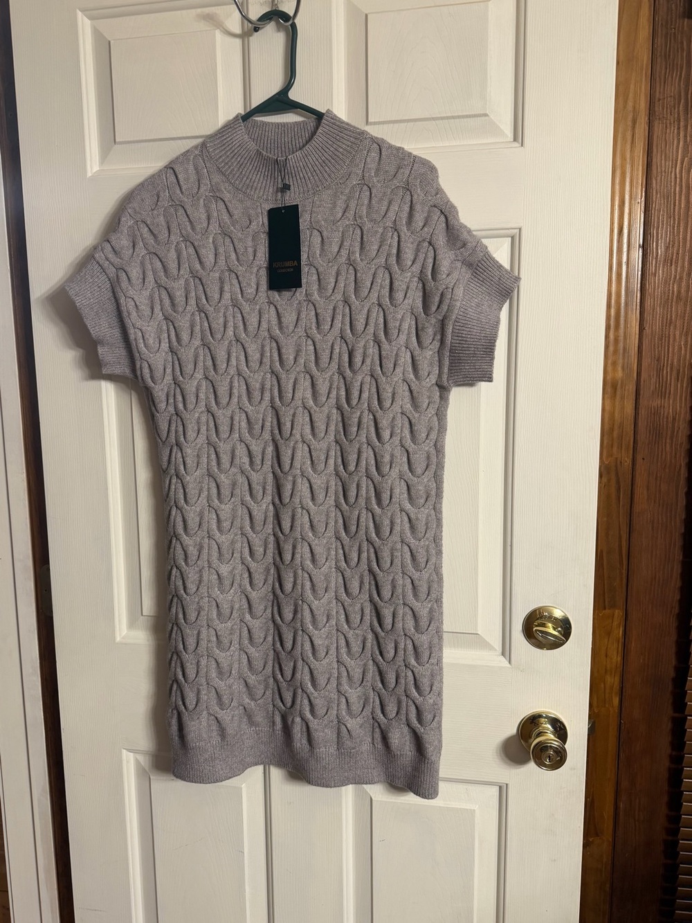 Short Sleeve Cable-Knit Midi Dress in Gray NWT Size L sweater dress
